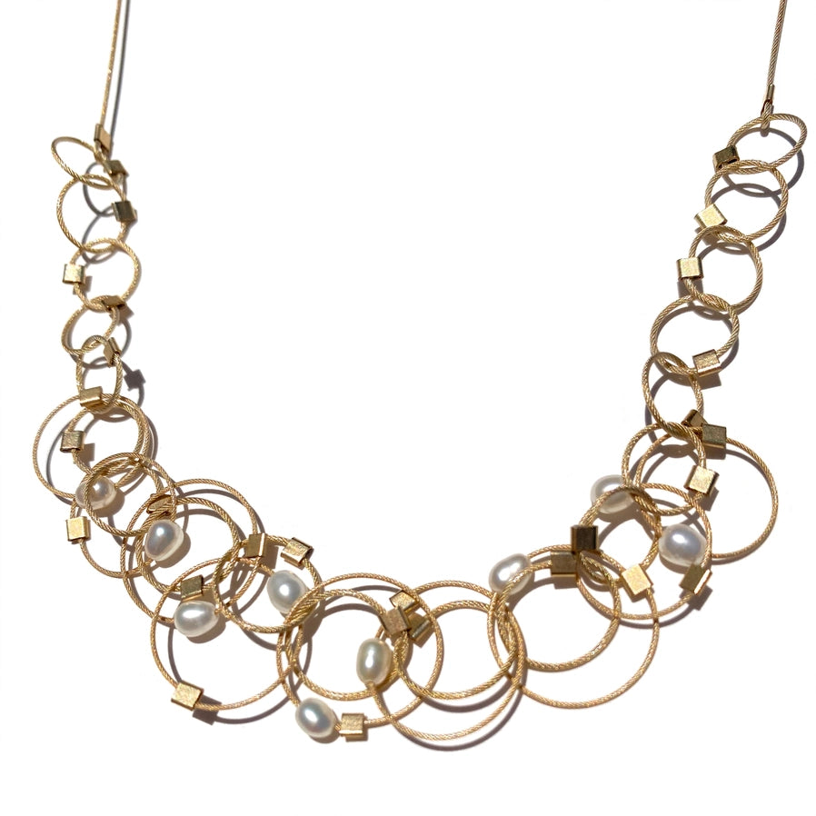 18" Mini Vertigo Necklace - Gold and Pearl