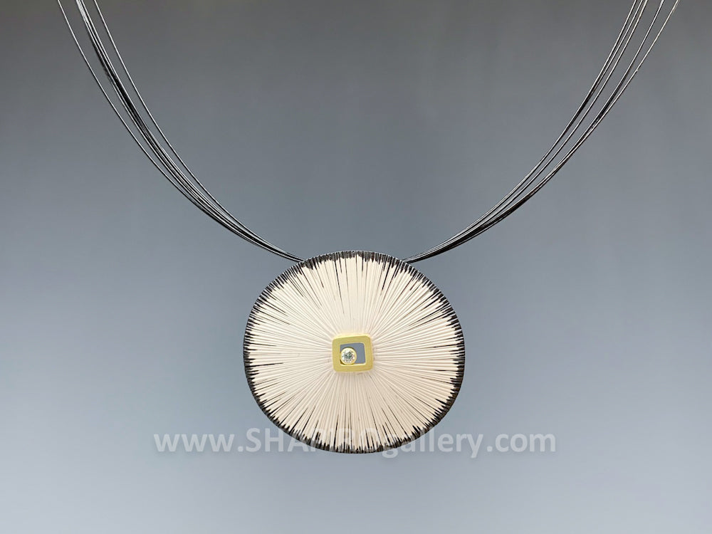 Bright Sand Dollar Necklace with Diamond