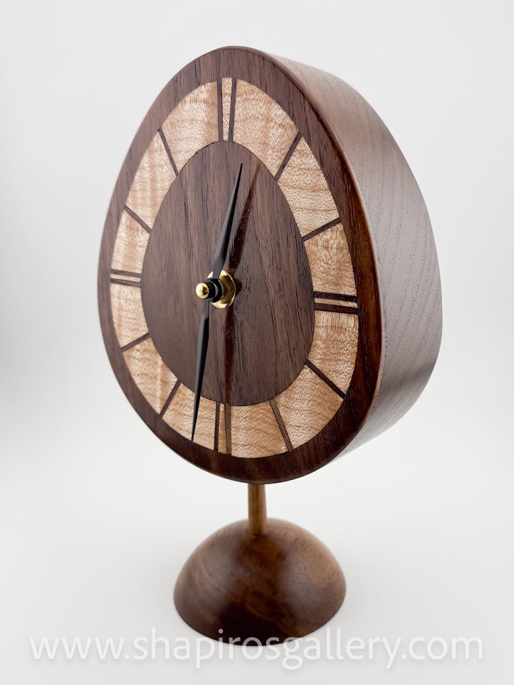 Avacado Clock in Walnut