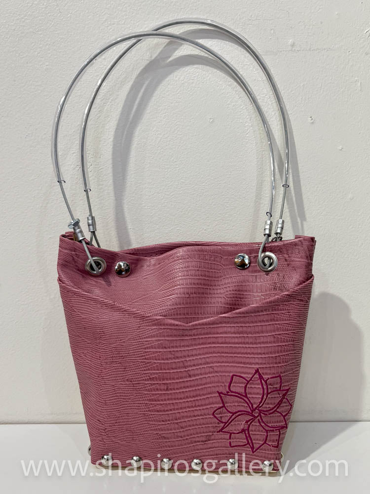 Small Traveler - Pink Flower