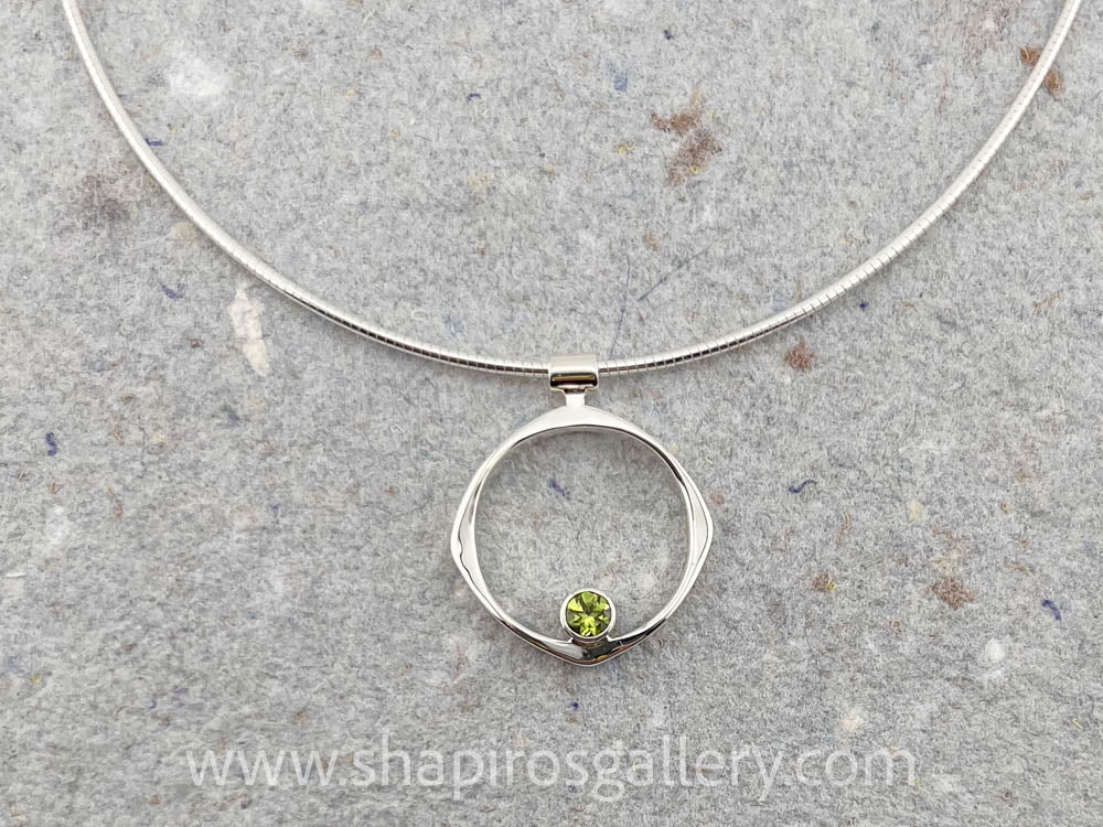 Peridot Rounded Necklace