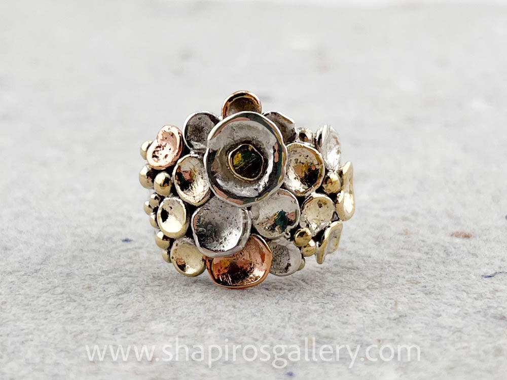 Pebbles On the Beach Ring