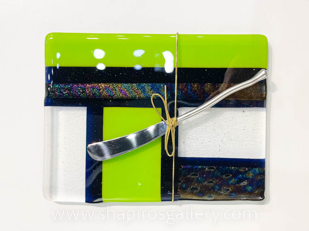 Glass Cheese Plate with Spreader
