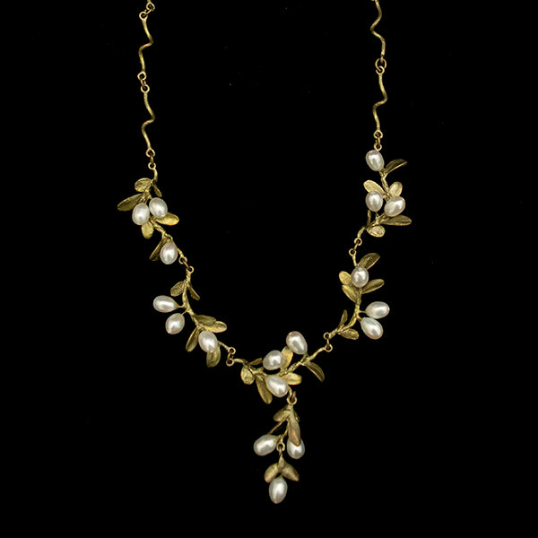 Boxwood Necklace