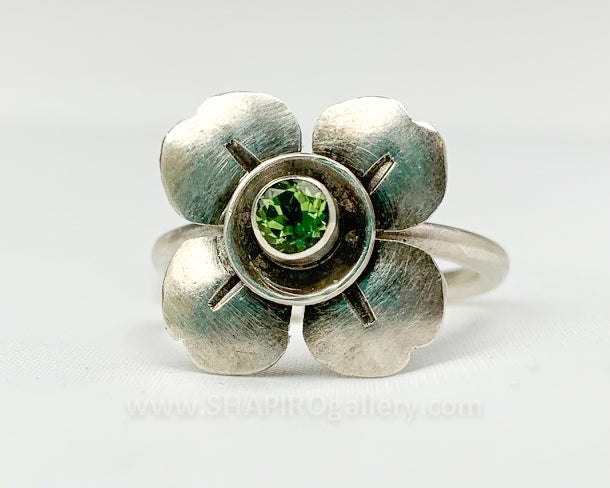 Peridot Flower Ring