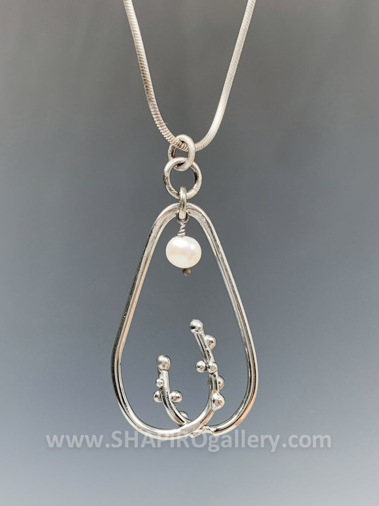 Pearl Dew Drop Necklace