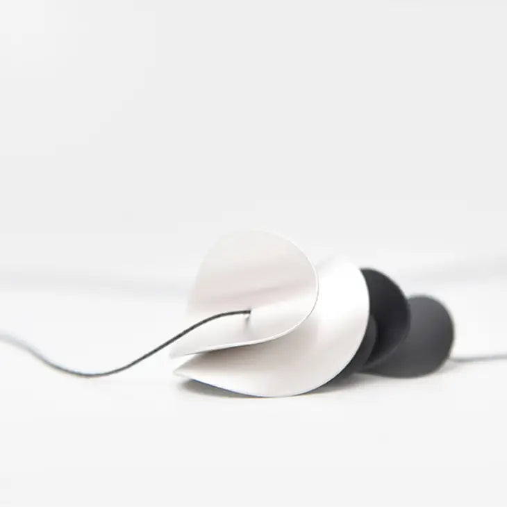 Pringles Necklace - Black and Silver