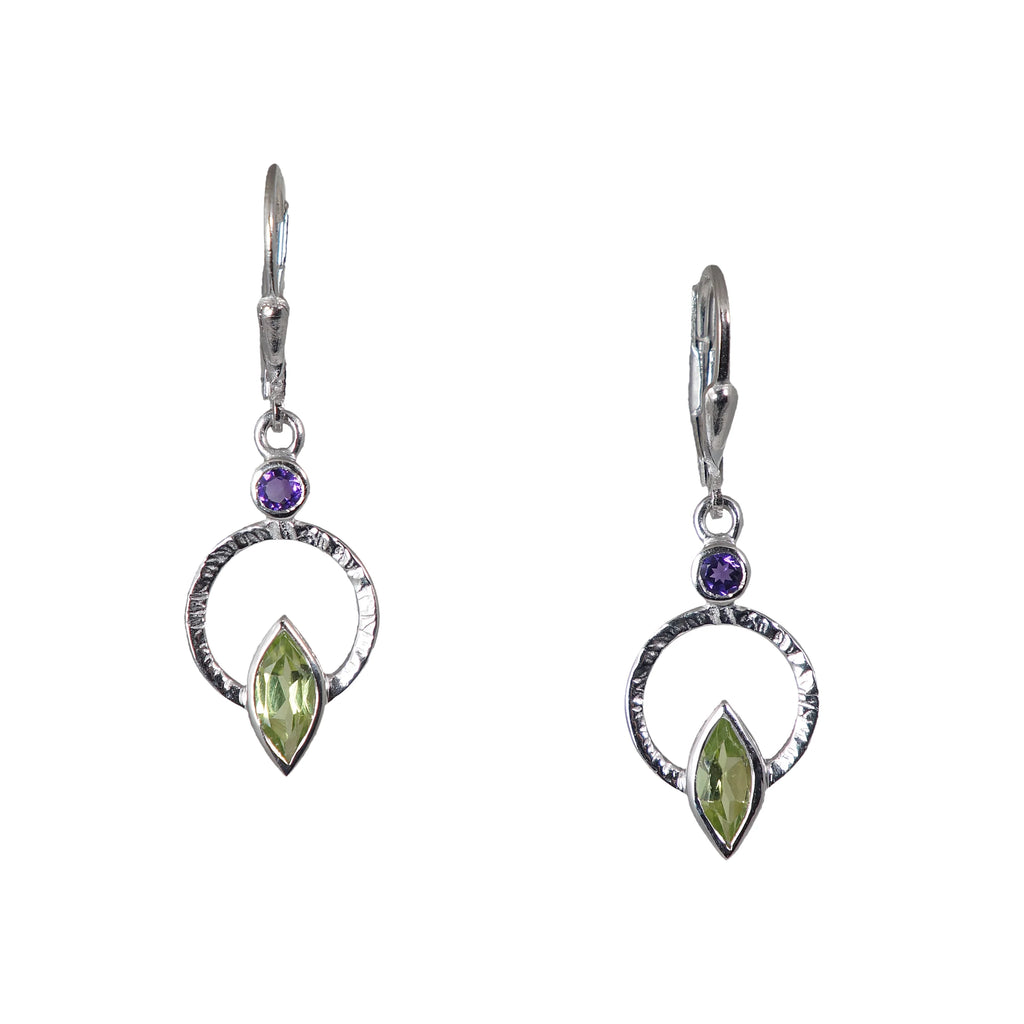 The Q Earring - Peridot with Amethyst